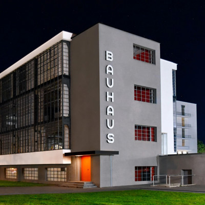 Origins: The Beginning of Modern Design için detaylı bilgi göster Origins: The Beginning of Modern Design resmi