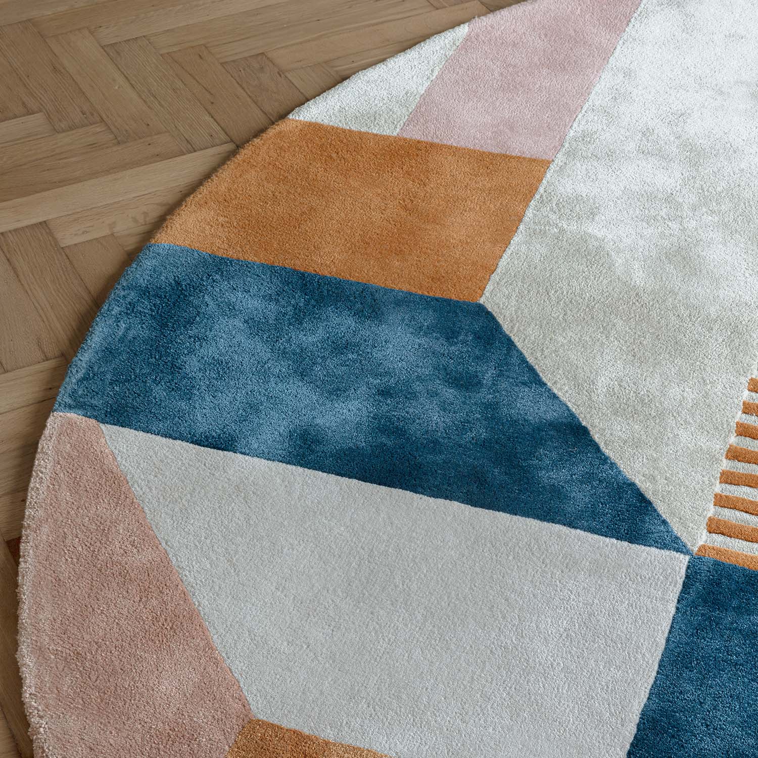 Retro Chic Rug. Discover how the Bauhaus influenced design history