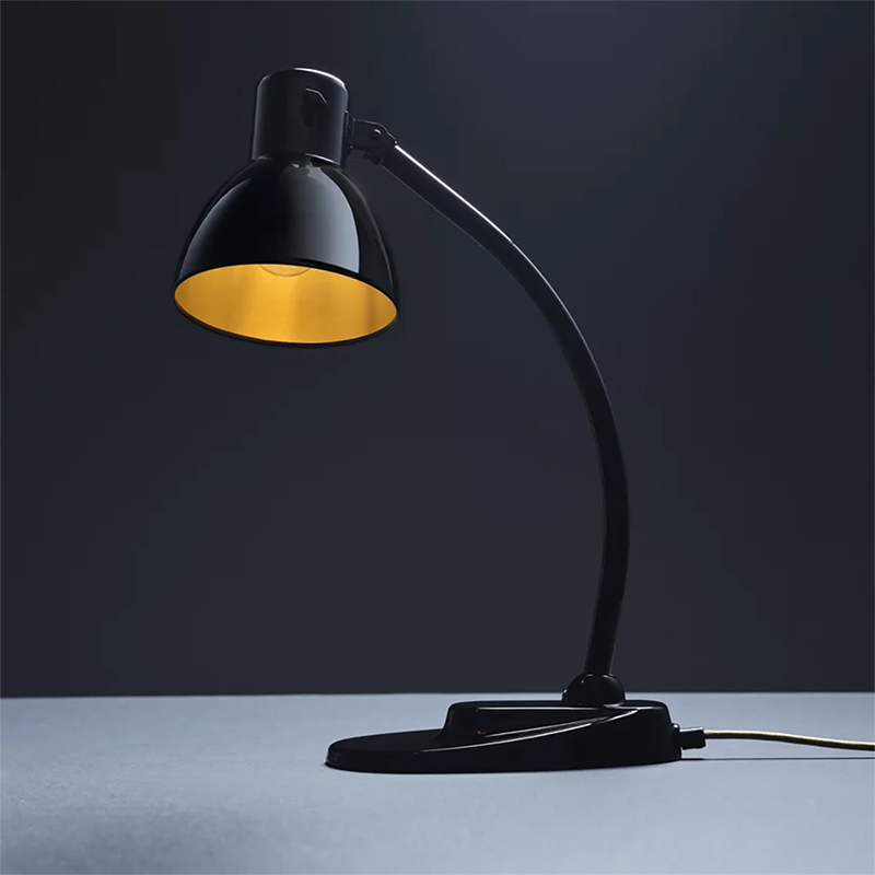 Kandem desk lamp