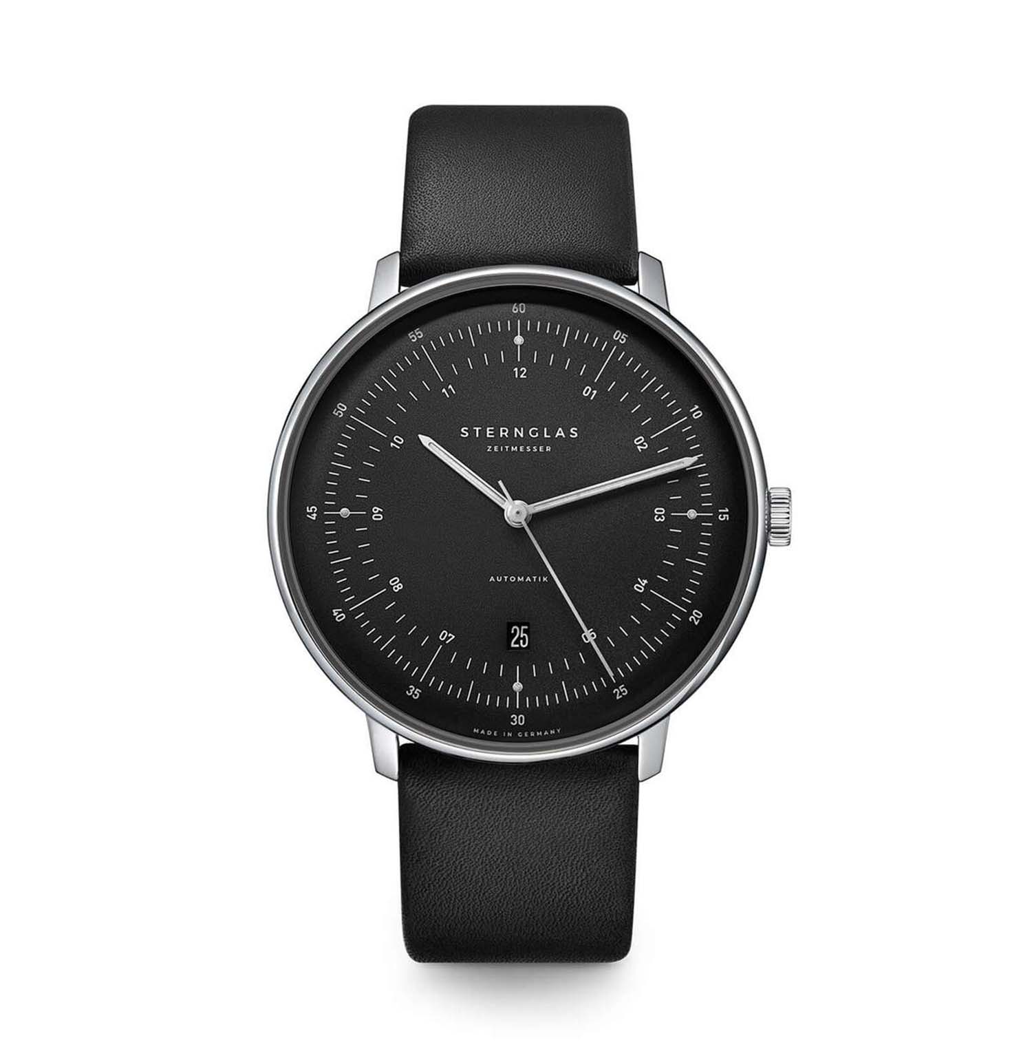 Sternglas watch HAMBURG Black. Discover how the Bauhaus influenced ...