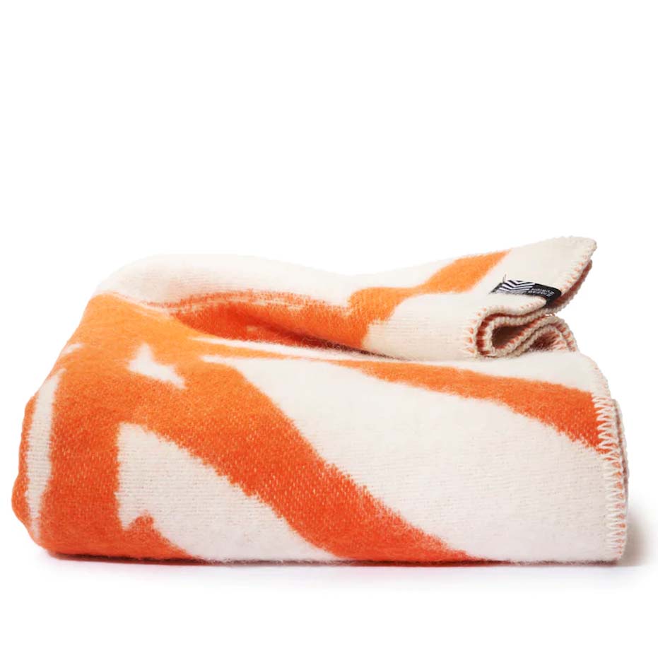 صورة بطانية من الصوف البري من تصميم ماري ميلكور
