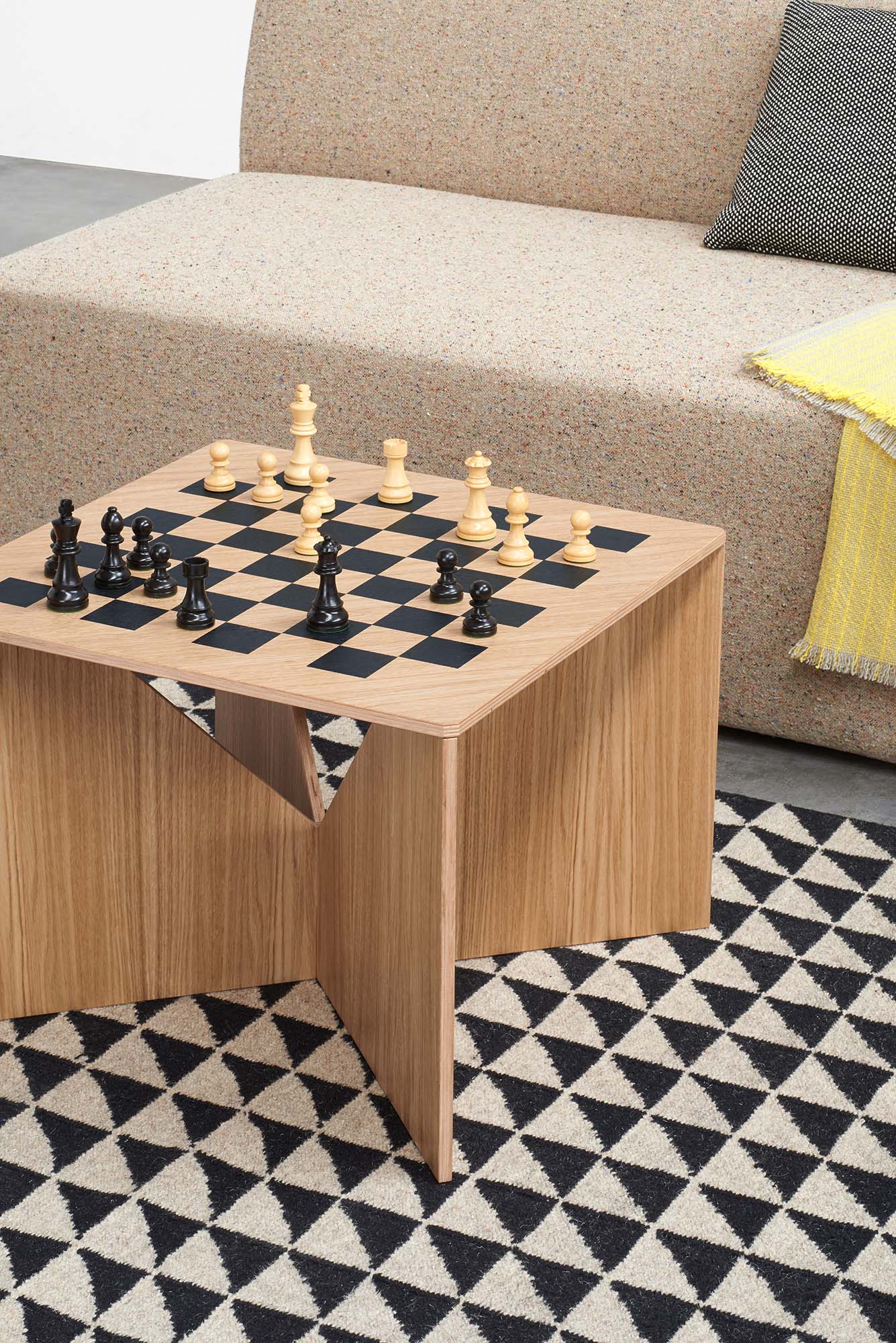 Walnut Parquetry Coffee Table with Reversible Chess Board-06