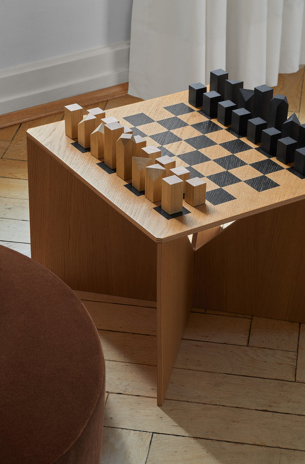 Chess Set by Man Ray. Bauhaus Movement